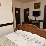 Taco 2* 부쿠레슈티